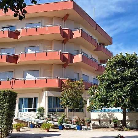 Hotel Le Pleiadi Сан-Феличе-Чирчео Экстерьер фото