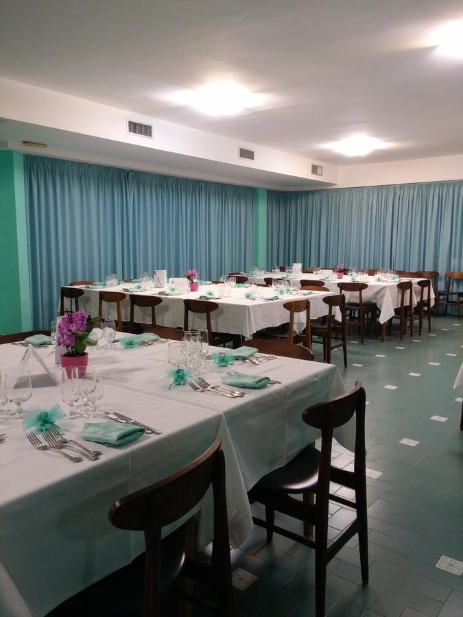 Hotel Le Pleiadi Сан-Феличе-Чирчео Экстерьер фото